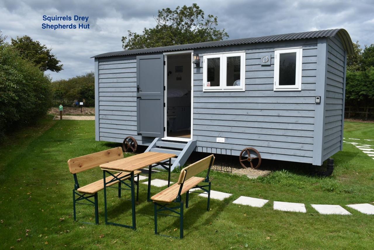 Lanterns Shepherds Huts & Glamping Happisburgh Exterior photo