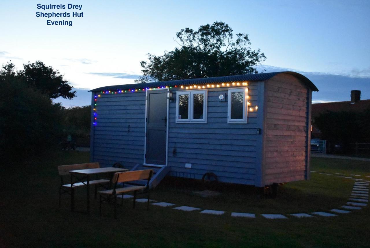 Lanterns Shepherds Huts & Glamping Happisburgh Exterior photo