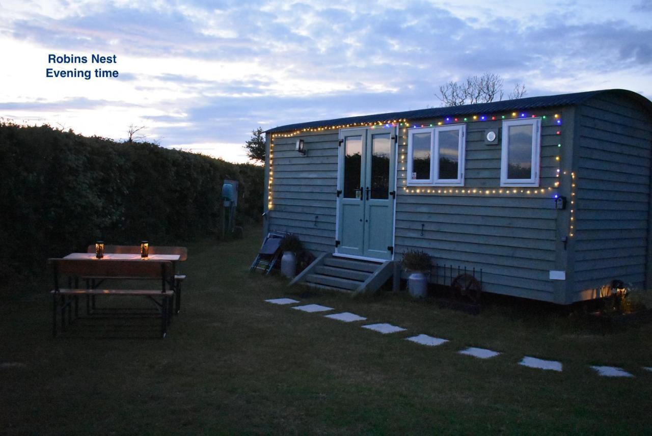 Lanterns Shepherds Huts & Glamping Happisburgh Exterior photo