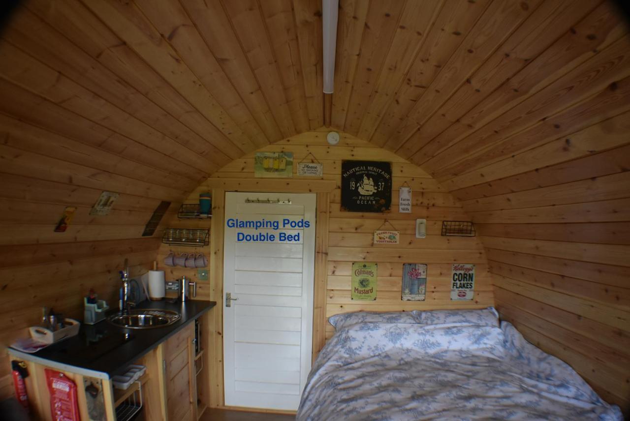 Lanterns Shepherds Huts & Glamping Happisburgh Exterior photo