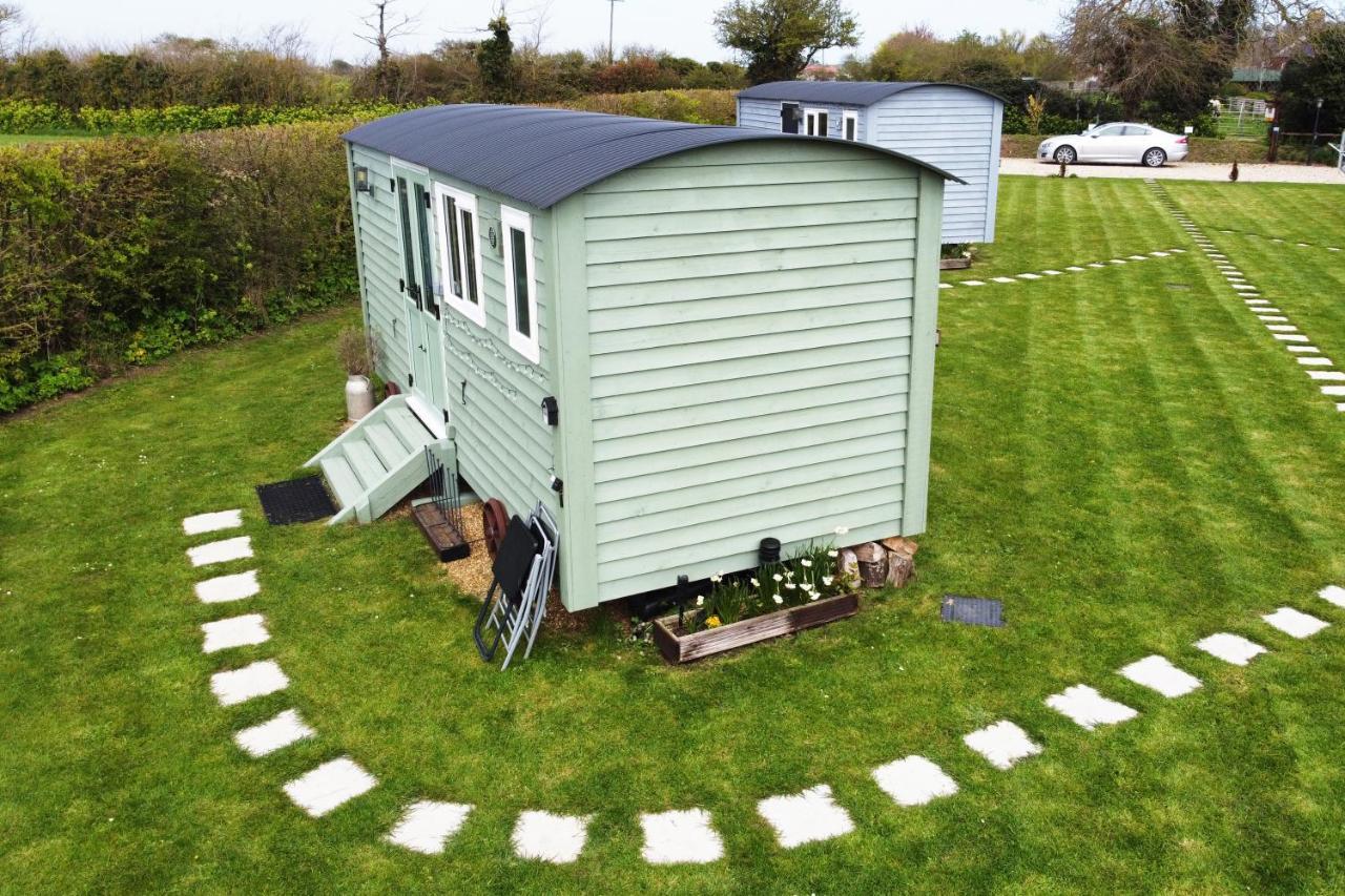 Lanterns Shepherds Huts & Glamping Happisburgh Exterior photo
