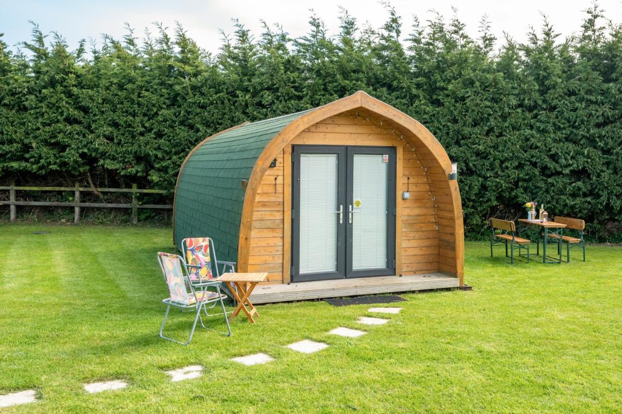 Lanterns Shepherds Huts & Glamping Happisburgh Exterior photo