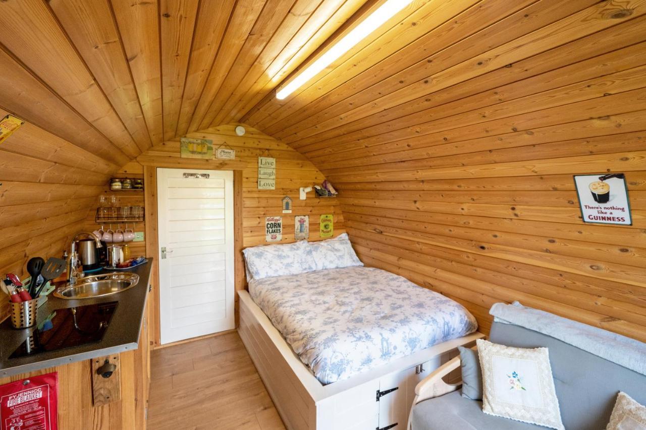 Lanterns Shepherds Huts & Glamping Happisburgh Exterior photo